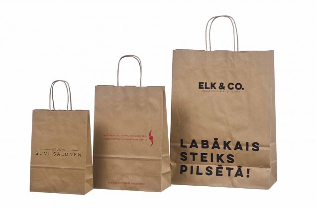 ekologiska papperskassar med tvinnade handtag och logotyp 